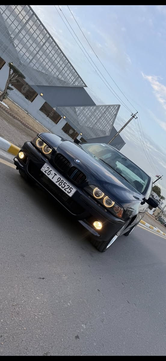 السلام عليكم 
للبيع بيئم ( صقر ) موديل 1999 

السيارة محدثة M بالكامل 

بيها 3 قطع صبغ فقط 
سياره بلاديه ماشيه 295 حقيقي 

السعر 110 وبيها مجال 

العنوان  بغداد نفق الشرطة 
***********
