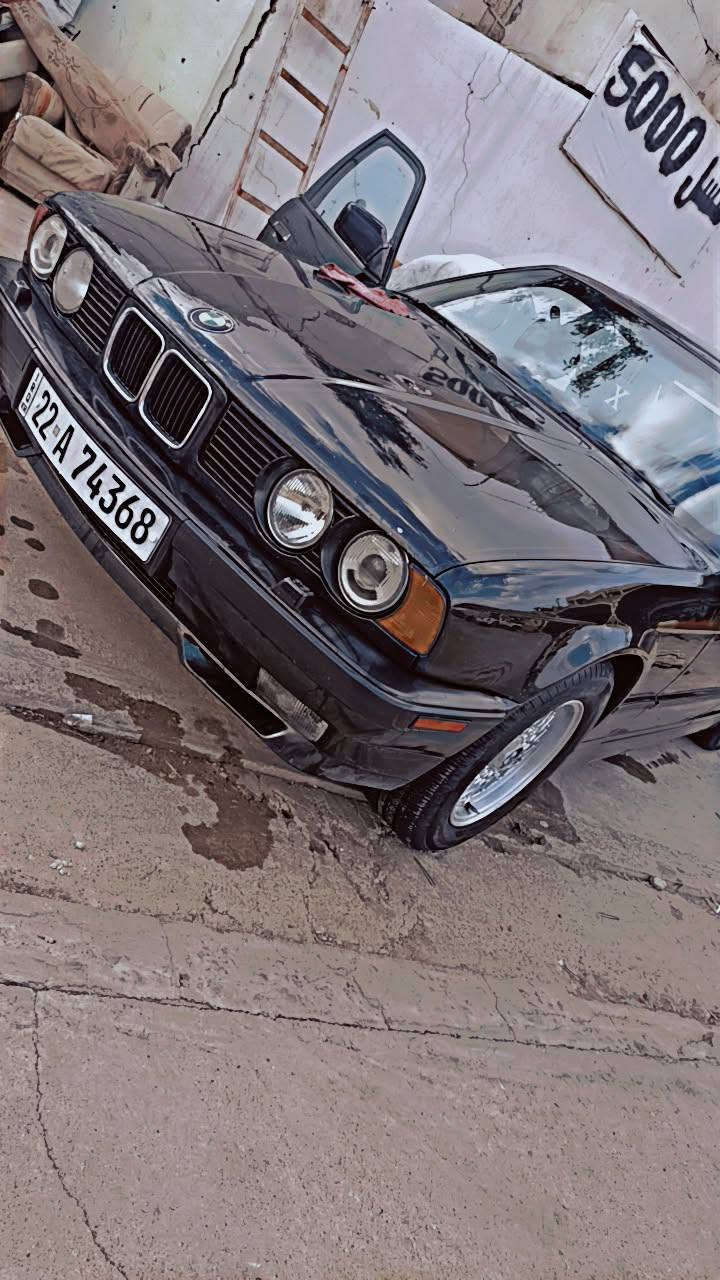 بيم موديل 1991 توماتيك سلايت تةبريد كوشن جلد هيتةر كارباي .بةناوي خومة هةزةو سنةوي نوية .*********** أربيل, العراق

