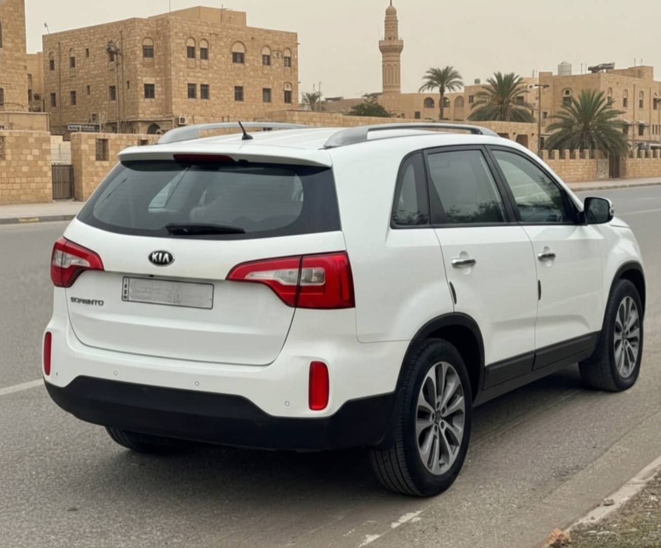 السلام عليكم
كيا سورنتو 2015
محرك 2400 مفتوح شرط لاتبخير ولا تنقيص
وارد كوري
7 راكب تبريد مركزي 3 قطع
بصمة أبواب
تشغيل عن بعد
هزه وسنوية جديد للـ 2030
طخم تايرات جديد
ماشية 108 كيلومتر
بيها باب السايق مبدل ومصبوغ توحيد لون بدون دواخل
السعر $170
مكان السيارة الموصل
معرض الجمهورية
للتواصل
*********** موصل, نينوى
