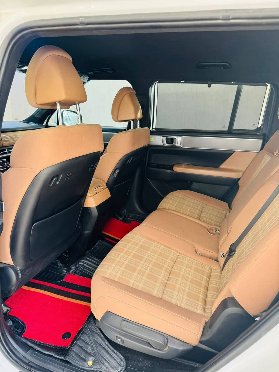 سنتافي موديل 24 خليجي مكفولة بدون اي شي محرك 2500 ماشية 51 رقم بغداد
السعر 235

***********
