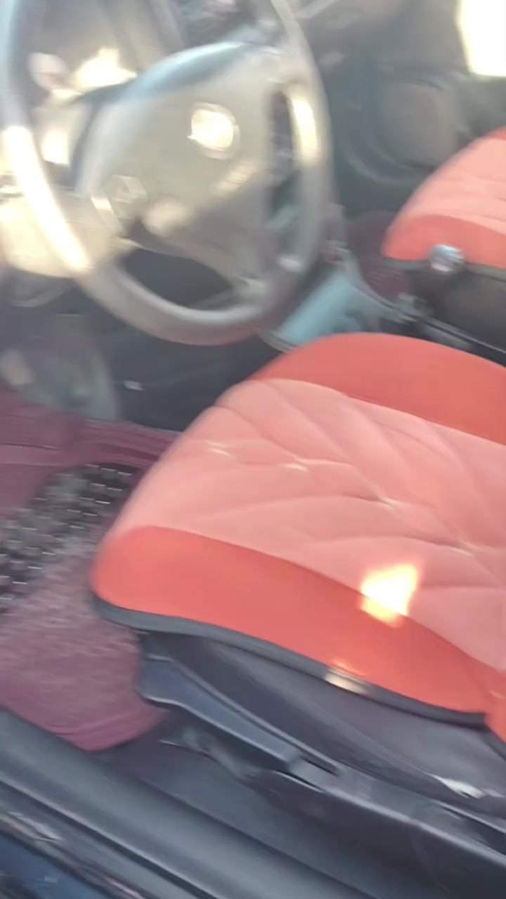 السلام عليكم
اوبل استرا 2002 بلاديه
السياره خير من الله بس التبريد يرداله كمبريسر
بأسمي رقم جديد بغداد مشروع وطني هزه جديده
رايدها ب 45 وبيها مجال بسيط مكاني بغداد الدورة
للاتصال ***********
