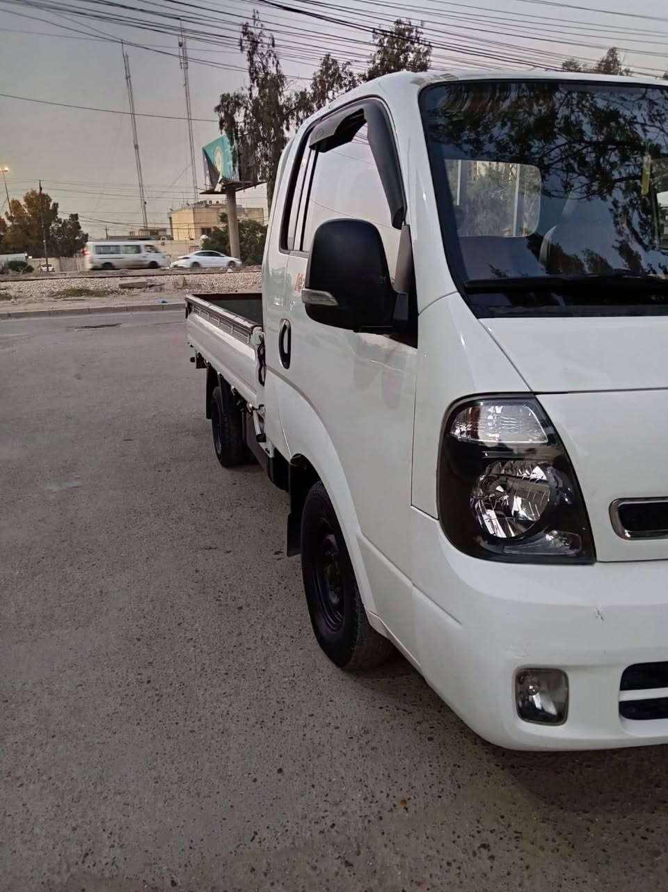 سلام عليكم كية عموشةموديل 2019 رقم بغداد انكليزي هزة جديدة سنوية لل30 ماشية 136 كفالة عامة الرقم *********** مكان بغداد الدورة
