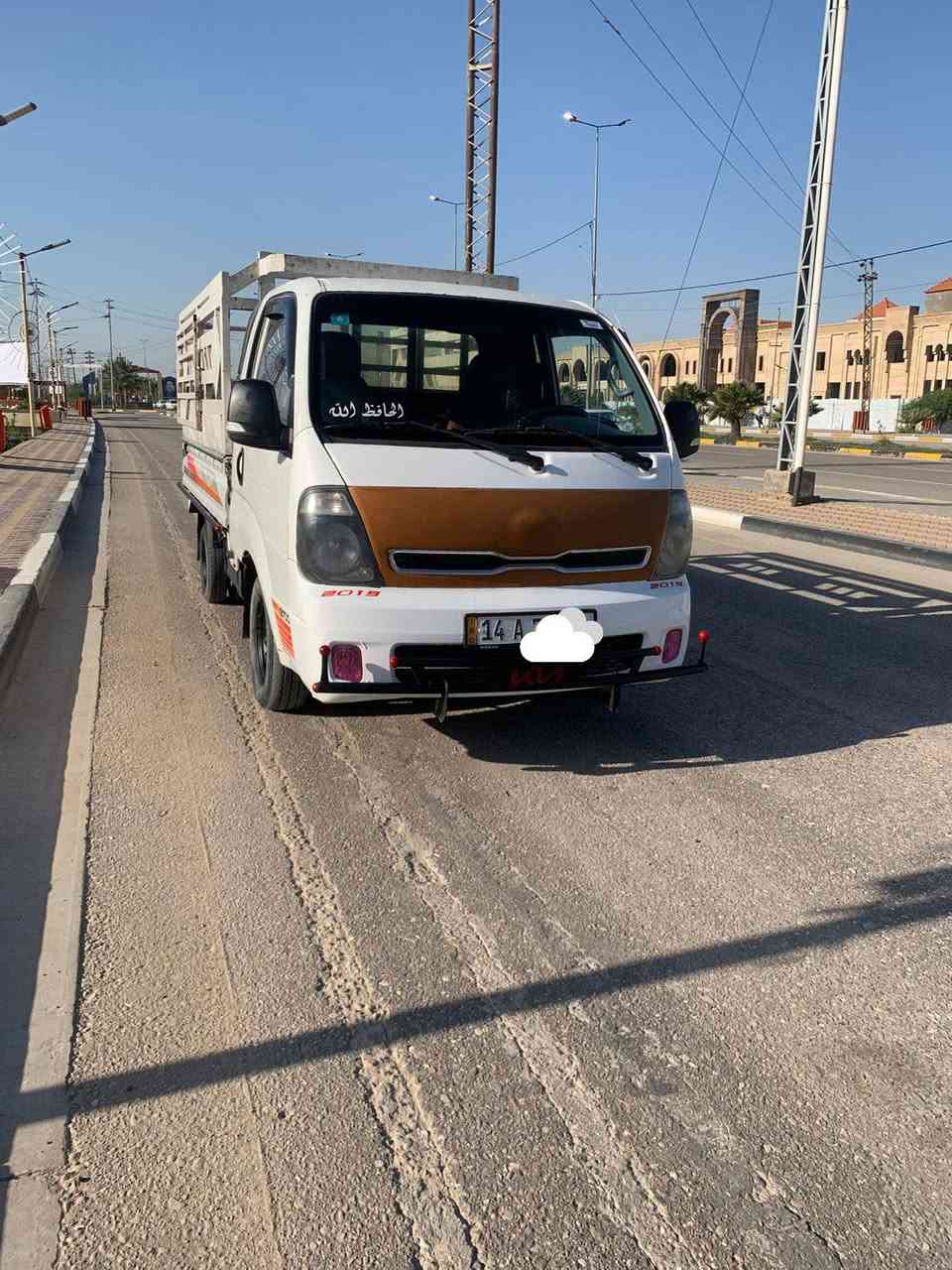 السلام عليكم كيه بنكو للبيع موديل 2019  سياره كفاله جاهزه على اخر حبايه محرك كير شاصي حداديه كفاله 
جاهزه ويه المحجر رقم بصره انكليزي سياره نضيفه بمعنى الكلمه 
امداور ثاني يوم 
سعر 118$
الاستفسار اكثر الاتصال 
***********
