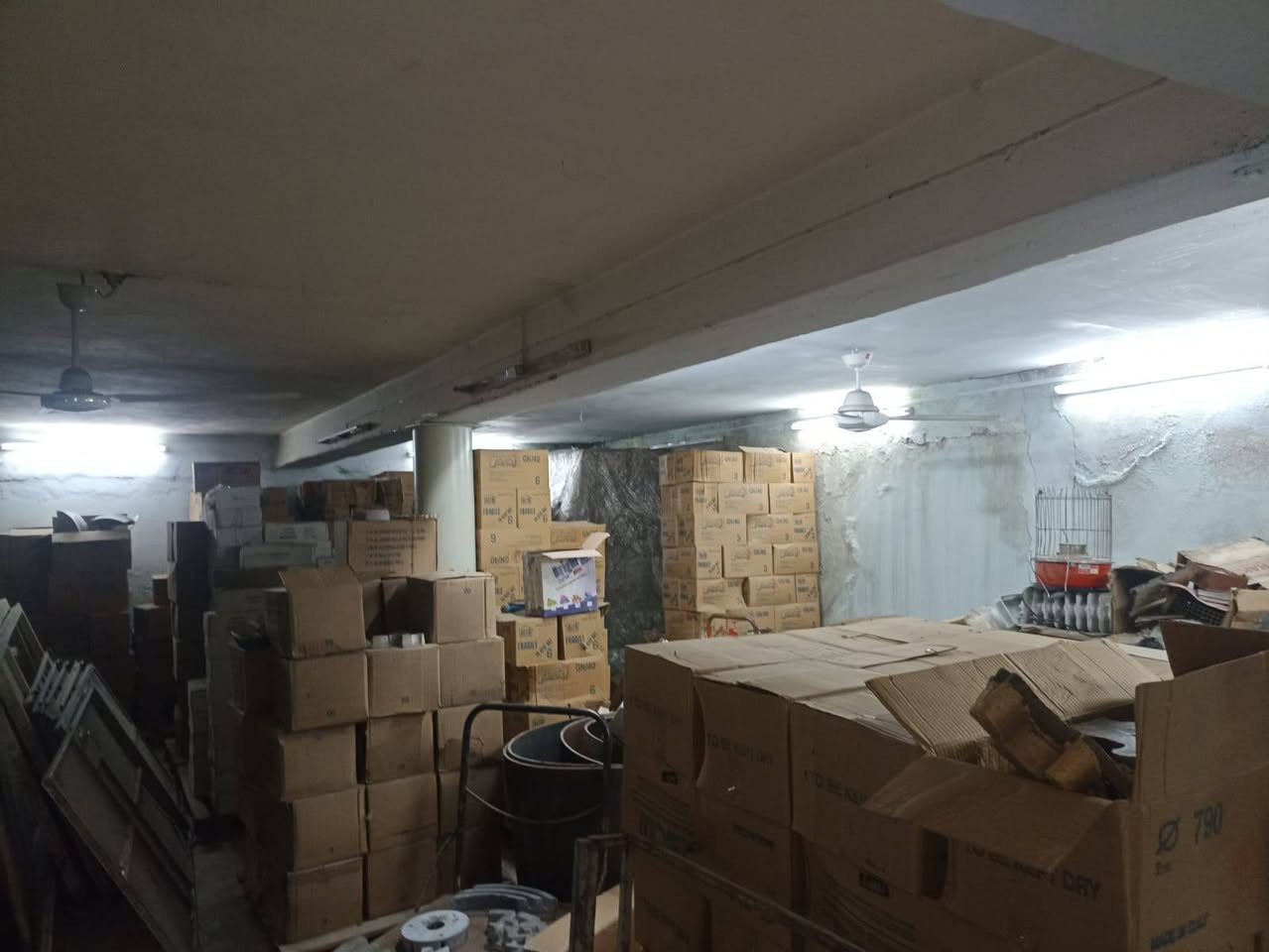 📢 متوفر لدينا حجر جلي إيطالي أصلي 🇮🇹
نوفر أجود أنواع حجر الجلي من أشهر الشركات الإيطالية:
🔹 شركة نيكولاي
🔹 شركة فمو
✔️ جميع الأحجار جديدة (كلن كرتاً بكاراتينه)
✔️ نوعيات متعددة وأشكال مختلفة
✔️ كميات كبيرة متوفرة
✨ جودة عالية وتشطيب فاخر يناسب جميع الأعمال
العنوان موصل
 للعلم تصيفه مخزن
📞 للحجز والاستفسار راسلنا خاص أو اتصل
***********
