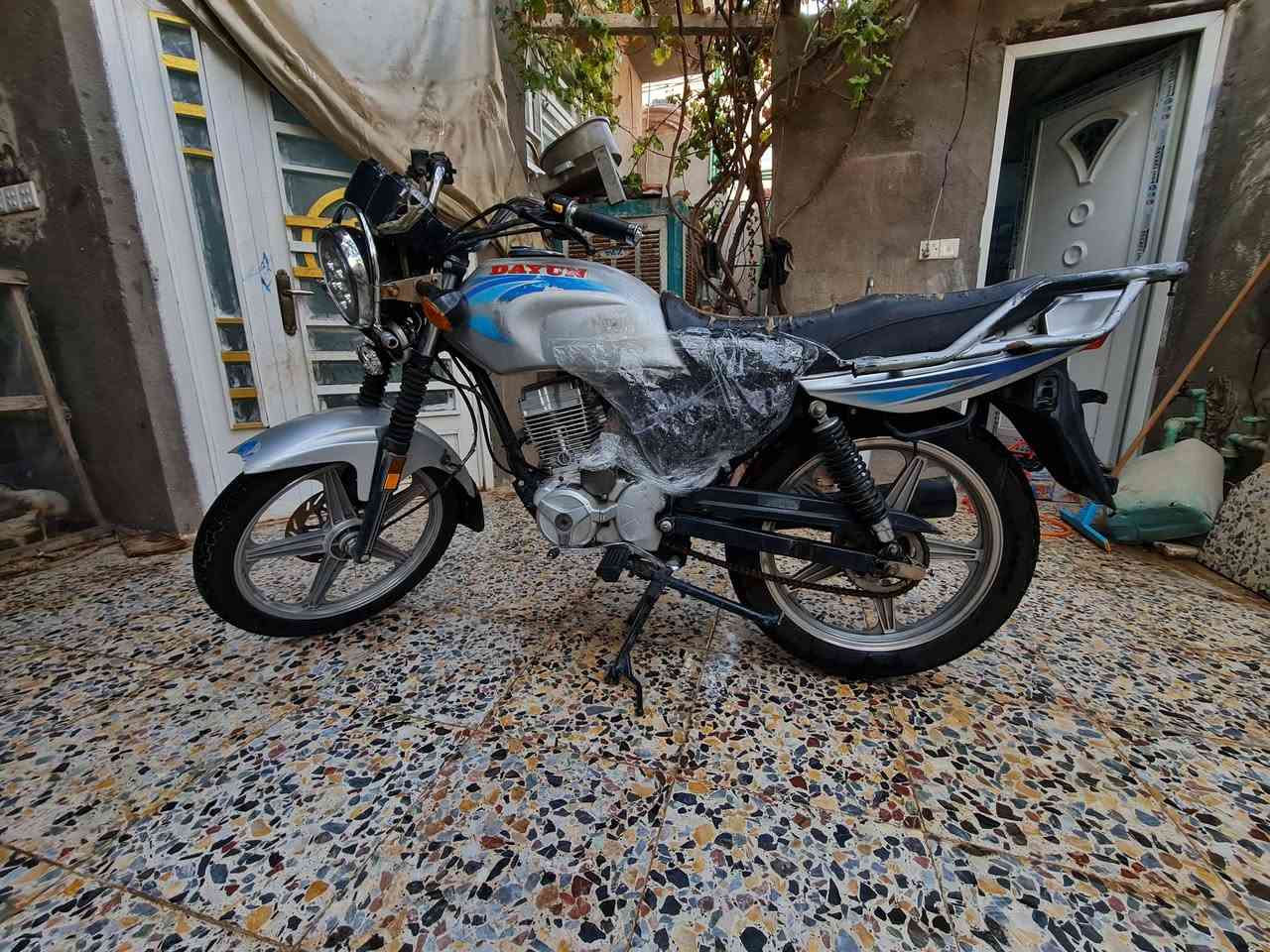 السلام عليكم
ديوان عظم موديل 20 أوراق اصولي مامفتوحه بس مبدل كلجات اصليه  بيها نواقص بسيطه السعر 850 وبيها مجال


**إذا كنت صاحب هذا الإعلان وتريد حذفه لأي سبب، رجاءا أرسل رسالة إلى الدعم الفني**