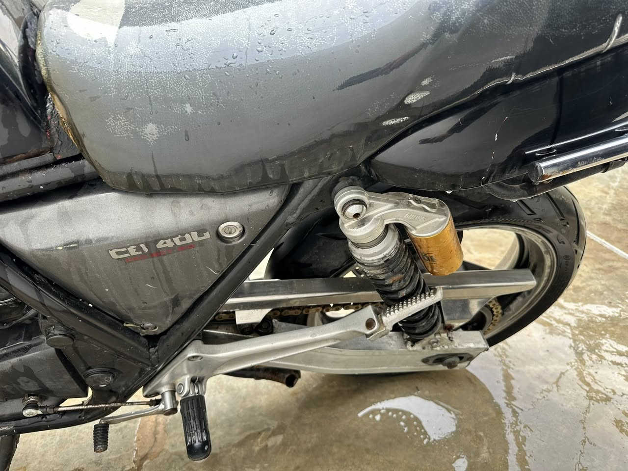 Cb4 موديل ١٩٩٤ ١٦ ولف مثال عن جمالية قفل ١٢ ورقة بيها  كركوك ***********عطل ورقتين ينزل من سعر ١٠ قفل مو شراي لا تعبني
