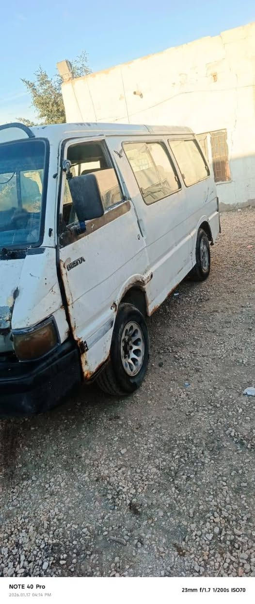 سلام عليكم كيه بسته مديال ٩٥ رقم بغداد مكينه وكير مال بريجو ٣٠٠٠ مكينه جديده السعر ١٥ ورقه مكاني نجف كوفه عباسيه اني مكلف بل نشر ***********
