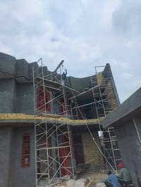 البخ أو نثر أو بياض على متر و اليوميه 07807580054