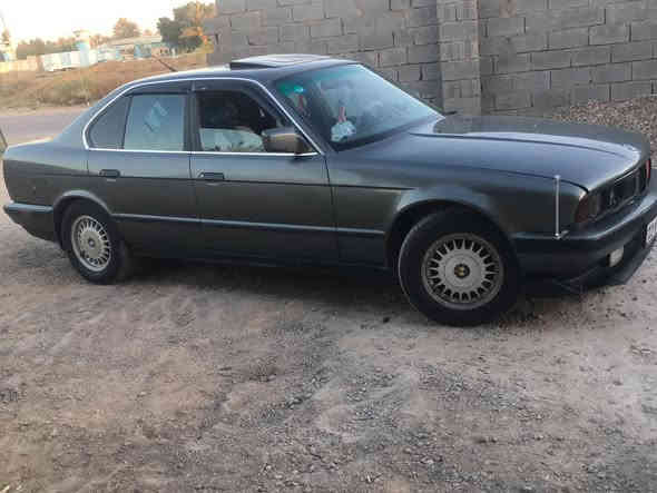 لبييع او مراوس بي ام دبليو 525 رقم بغداد بسمي  دولي
و سياره حلوه جاهزه كير محرك صدر تبريد و مرتب كلش
موديل ١٩٩٠ بشرط تحويل سعره 55 و بي مجال بسيط
078179554
*********** مكان سياره بغداد ابو غريب حي تميم العويسات
