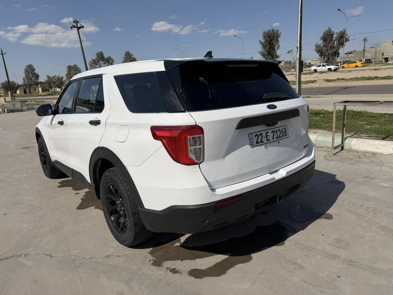 فورد اكسبلورر بوليسي موديل2020
رقم اربيل
 عداد المسافه : 95 الف وفي الحقيقة المكينة جديده ماشية  أقل من ١٠ ألاف حجم المحرك: V6 سلندر 3300  تنفس طبيعي
 الضرر :  جانبي ثلاث قطع
 الجنطه و البجم كبس 
كشنات جلد
كامره خلفيه تحكمات ستيرن مثبت سرعه رادار أمامي

🌐مكان السياره كركوك
السعر: ١٧٥
للاستفسار اتصال او واتساب ٠٧٧١١١٢٢٩٥


**إذا كنت صاحب هذا الإعلان وتريد حذفه لأي سبب، رجاءا أرسل رسالة إلى الدعم الفني**