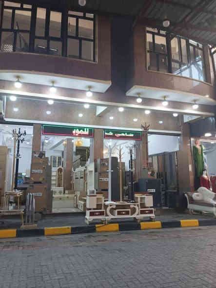 السلام عليكم عماره للبيع المساحه 80متر مربع تحتوي العماره على 5طوابق بناء حديث طابو ملك صرف تحويل مباشر العماره 5طوابق ما بيها شقق ولي يريد يشتري نص العماره عادي نبيع نصها ولي يشتريها كلها هم ماكو مشلكه نبيع نصها او كامله /مكان العماره الأنبار الرمادي شارع الاورزدي للأستفسار ***********
