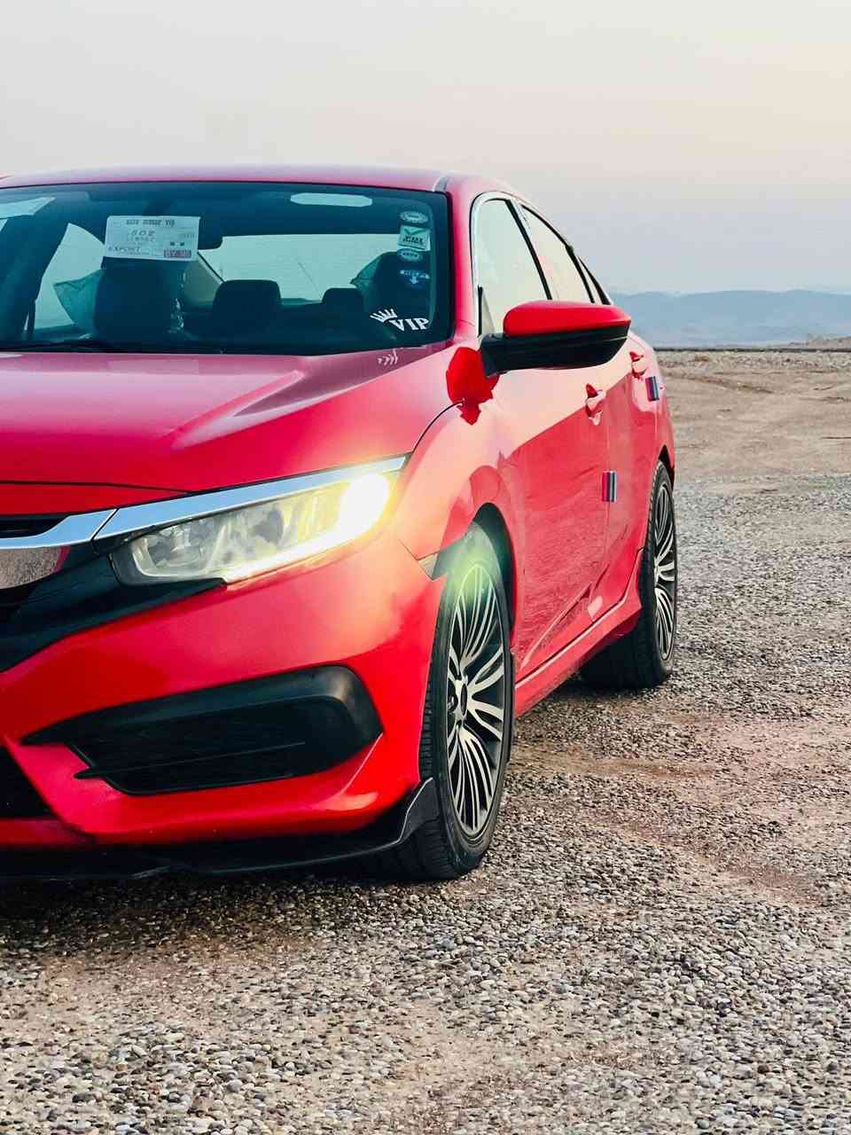 السلام عليكم  هوندا سيفك 
مويدل 2017 وارد أمريكي سعرها  111$
مكينه 2000 رقم سنوية جديد
ماشية 116 الف كير مكينه مكفولات
تحكم استيرن جهتين كأمره سايد أبريك بصمه اوتو هولد و نظام ايكو لايت عالي ناصي زنون داخل كلش جديد 
[[ بجم كبس بدون ايرباك بدون دواخل ]] 
حادثها فقط طخة بالباب خلفي نصها صبغ 
سونار مرفق 
---------------------------
العنوان ديالى خانقين 
للاستفسار ‭*********** خناقين, ديالى
