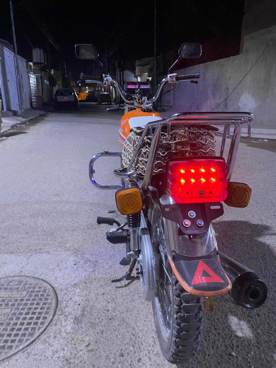 السلام عليكم
نامه 4گير 
موديل24 مابيها اي نقص مكاني الفلوجه السعر(600)
رقمي بي واتساب***********
