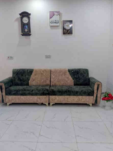 سلام عليكم تخم ٦ قطع عشر مقاعد للبيع ب٢٥٠ وبي مجال للطيبين ***********
