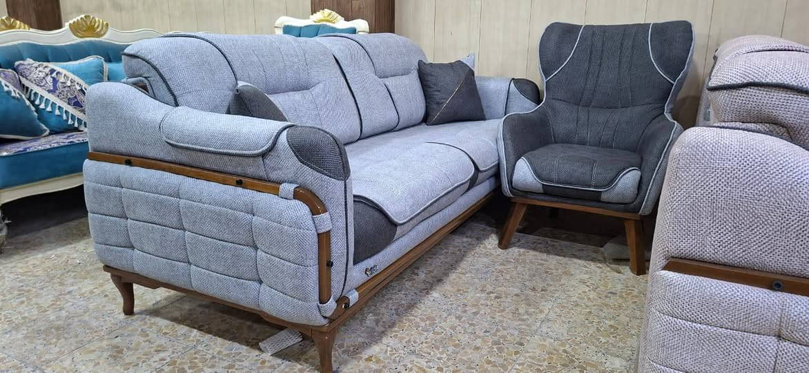 موديل كانفورد خشب زان قماش خاولي سرير قلاب متوفر 6الوان للاستفسار على الخاص او على الرقم واتساب *********** البيع من المخزن بسعر الجملة مليون و150
