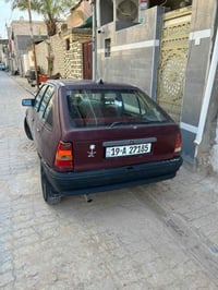 للبيع اوبل كاديت سياره حلوه ونضيفه مكينه وكير انضاف سعرها25 وبيها مجال...
