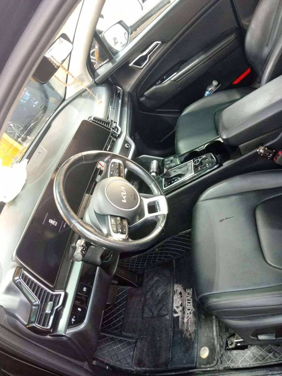 السعر 21 الف ونص سبورتج موديل 2023 بجم كبس فول
رقم اربيل شرط التحويل 
بس الصندوق مو كهرباء كشنات تدفئه 

الـــــــــــــسعر : الرد تلقائي 📩

ماشية34 الف ميل 
شاشه متصله نظيفه السيارة
 احلى من الصور

مواصفاتها معروفة

مكان السيارة: بغداد
صاحب السيارة: *********** واتساب

لعرض سيارتك على الصفحة بنفس الطريقة راسلنا
