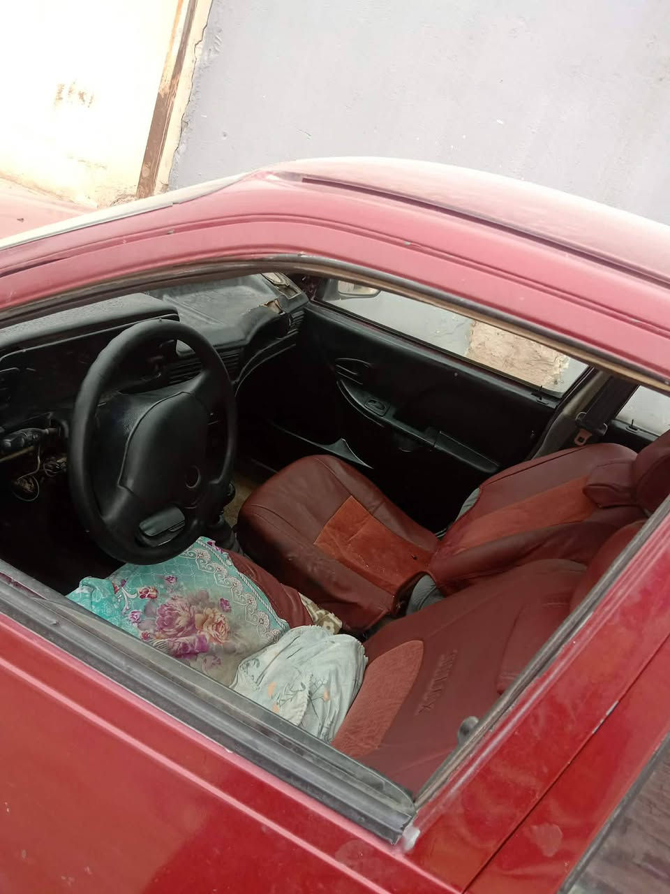 السلام عليكم دايو سلو للبيع او مراوس السعر ب 15 ورقه قفل راعيها موجود يطلب يطلب 400 اي وقعي من السعر سياره جير محرك جدد حداديه تعبانه شويه عنواني كوفه نجف رقم الهاتف ***********
