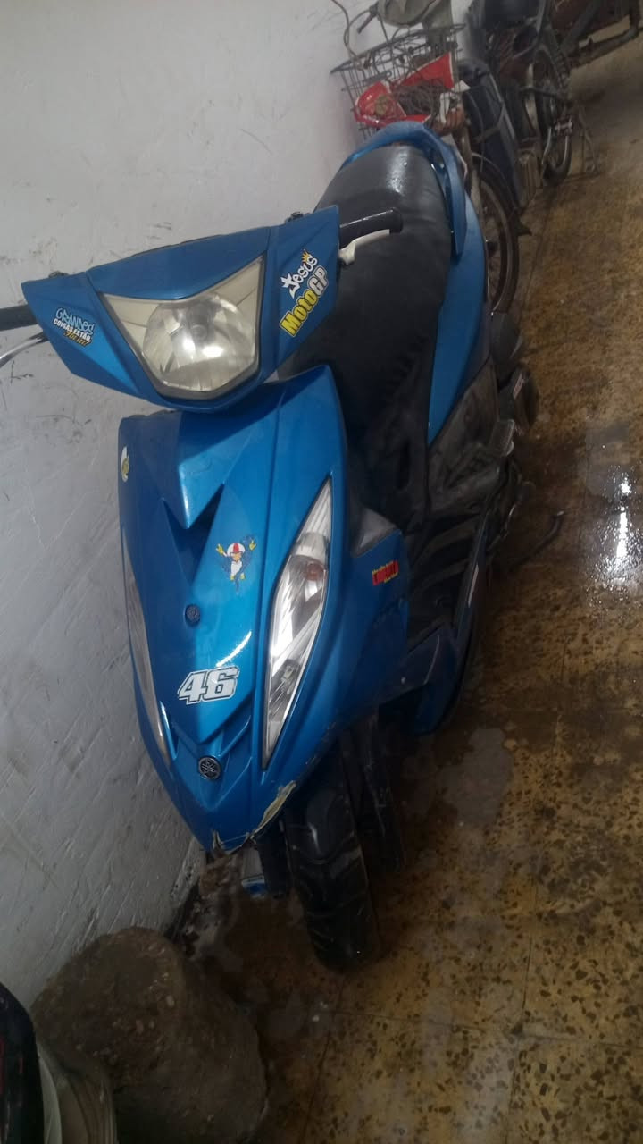 سلام عليكم جيتي ار للبيع كفرات كامله كهربائيات عداد كله شغال نكره سلف طبعن دراجه بيه مشكله ف لهذا سبب ابيع دراجه تجفيت جديد فيت بم جديد نوزل جويتر كله جديد دراجه هيه بارده نكره سلف من تحمه تأخر دراجه ماصار من نازله هاا جفتته وبقت نفس الحاله عقل بدلته ورجعته كلج خلفي رياضي وخرز بيه دراجه بلاديه بيه قطره وملقط فقط سعر ٥٠٠قفل قفل قفل مكاني بغداد حي العدل أو مراوس بشي قوي ٦٣ ***********فقط واتساب
