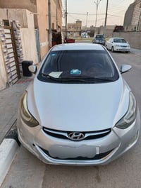 النترا ٢٠١٣ • مكينة ١٨٠٠ • مضلع