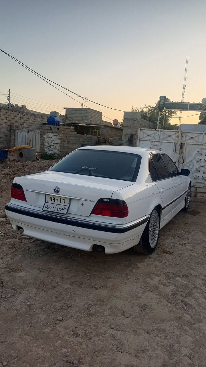سلام عليكم بيءم كاسحة موديل96 محرك كير نضيف تخم تاير جديد كشنات كهرباء جنطة كهرباء مري كهرباء ويل باخرة السعر 58وبي مجال بسيط المكان ديالى بعقوبة الرقم ***********
