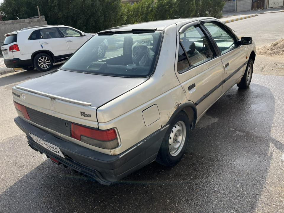 بيجو روى مديل 2009باسمي رقم نكليزي بابل  تريد  تحويل تريد وكاله بلاد سياره بيها حاملغات اماميات صبغ سبب خياسات تبريد شغال كهرباىيات شغاله كير ومكينه ج نضيفات المكينه ادامه جديده تشك الكاع سياره خير من الله مكاني واسط الصويره ***********
