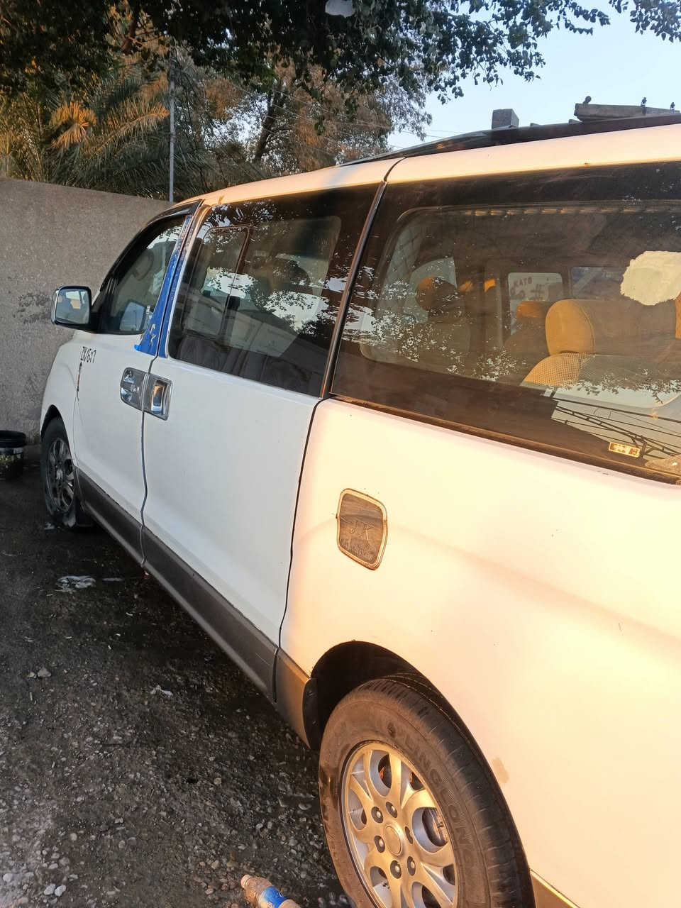 مكلف بل نشر ستاراكس موديل 2009 نضيفه جاهزه عنوان بغداد السعر 120رقم الهاتف ***********
