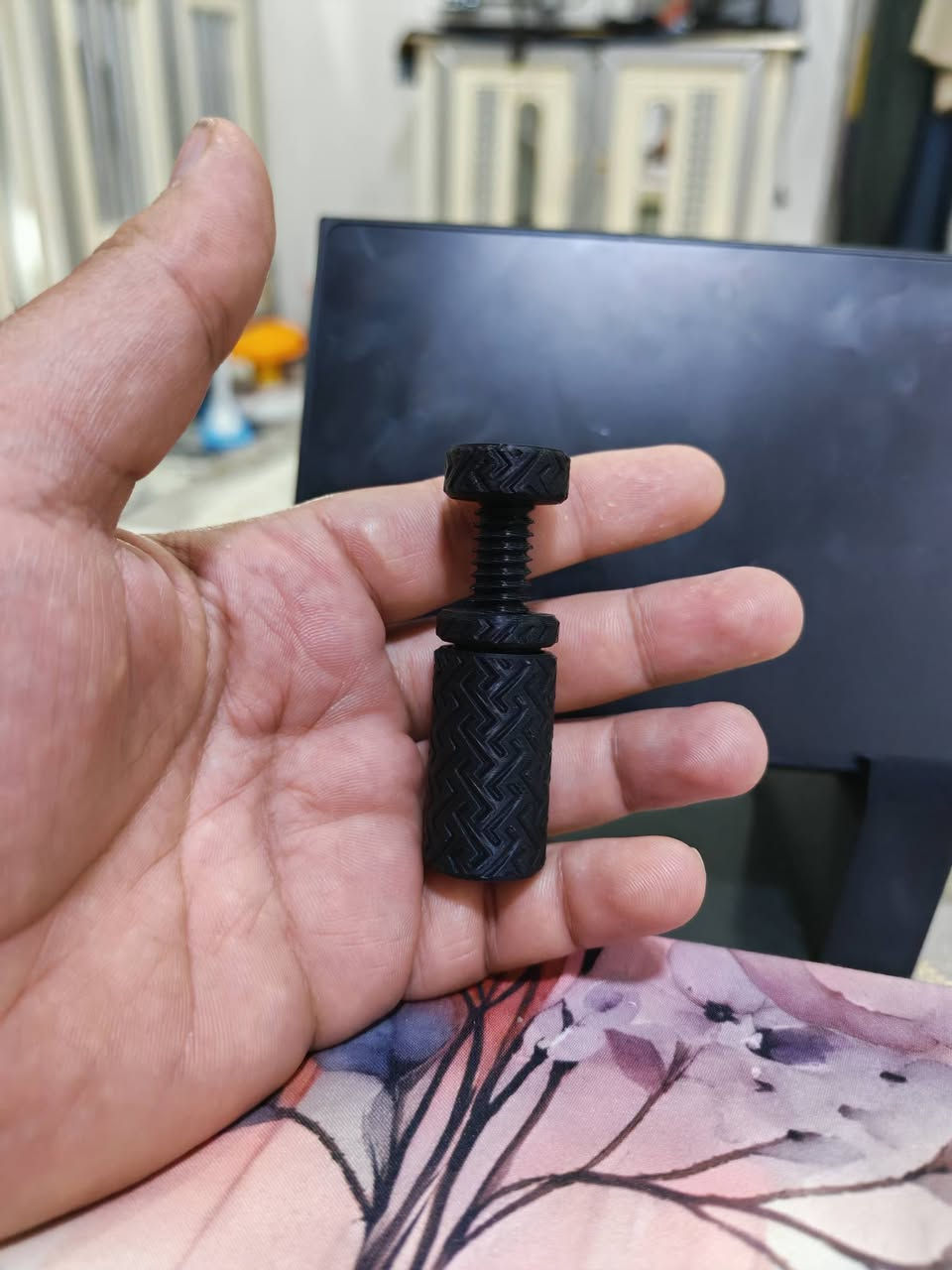حامل كرات شاشه..
Graphics card holder


**إذا كنت صاحب هذا الإعلان وتريد حذفه لأي سبب، رجاءا أرسل رسالة إلى الدعم الفني**