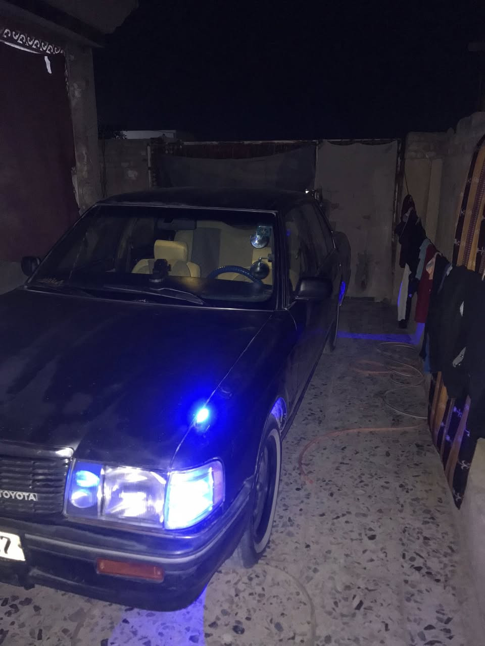 سلام عليكم ورحمه وبركاته ارنب موديل 1994سياره بدون حادث بدون صبغ فقط بارد ب الجاملغ الخلفي سياره تبريد نقص غاز حداديه لوك كير ومكينه ونجي سياره كفله من الكصه مامكصوصه رقم دياله سياره بسمي تحويل ثاني يوم سنويه لغايه 2029وتخم تاير جديد اسف ع الطاله عنوان السياره بغداد سبعلبور ***********تواصل اتصال
