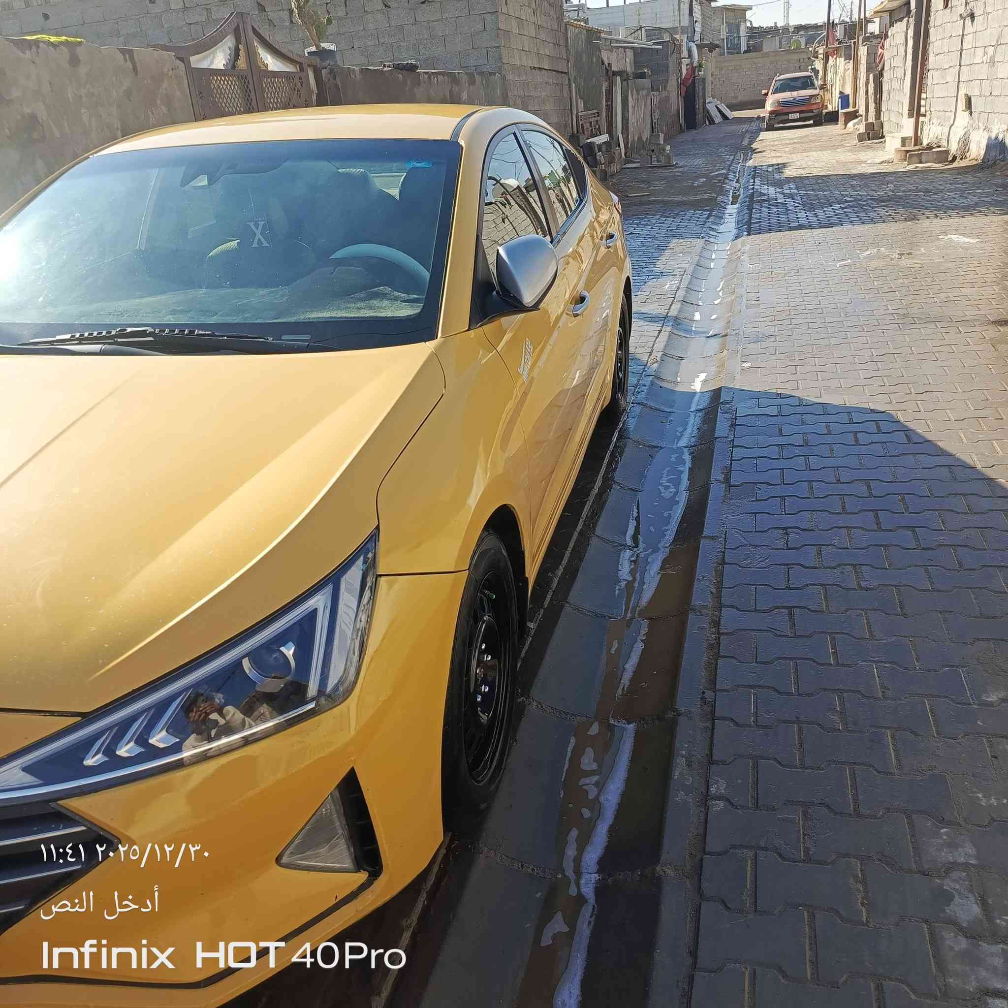 سلام عليكم سياره النتر ١٩ سياره مدون حادث فقط جمالغت مشيوله ورجعه تخم تاير ويل اسود دوشمه رقم نكليزي السعر ١٤٠وييها مجال مكان بغداد الشعب ***********
