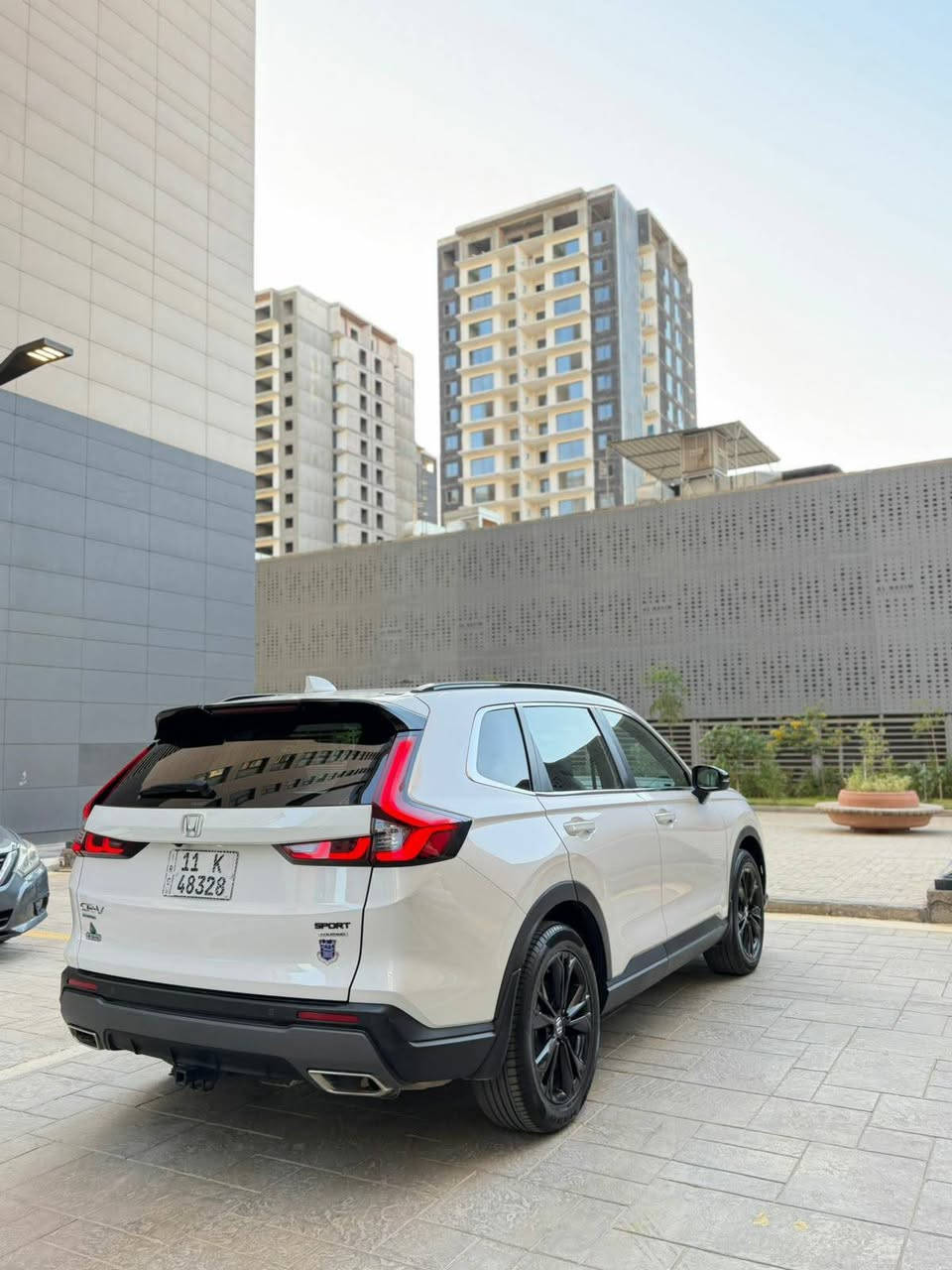 بدون ايرباك بدون ايرباك
2025 Honda Cr-v sport SPORT TOURING 2.0

السيارة ماشيه 17 الف فقط

فول مواصفات
• مكينة 2000 هايبرد تنفس طبيعي
• كير اوتوماتيك
• شاشة كبيرة
•فتحه سلايد
• كاميرا خلفية 3 انظمة
• كرسي كهرباء جلد لون اسود
 • رادار امامي
• مانع تصادم
• محدد مسار
• تصحيح مسار
• شفتات بالستيرن
• مثبت سرعة
• مانع انزلاق
• دخول ذكي
• إنارة ترحيبية
• هندبريك كهرباء
• عداد ديجيتال
•لايت عدسات زينون
• نظام اوتو لايت Auto
• لايت العالي زنون
اوتو هولد للبريك
• حساسات مطر
• حساسات امامي خلفي
• حساسات ضغط هواء الإطارات
• أوامر صوتية
• 4 أنظمة قيادة (eco,individual , sport,normal )

السياره وارد امريكي جاملغ ونبيد بدون ايرباك وصور الحادث واتساب

السعر 225 

مكان السيارة بغداد حي الجامعه شارع مركز الشرطه 
***********
