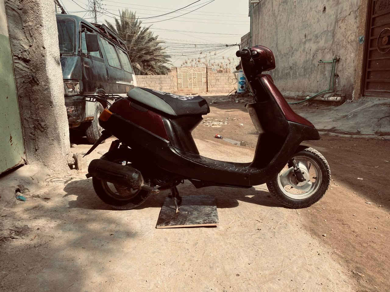 السلام عليكم دراجي بطه للبيع موديل 2000 دراجي كلها شغاله هندوسلف ما عاوزها شيء مقفولش ومحرك ما مفتوح ابد سعر 325 العنوان كربلاء حولي الجديد قبال الشبانات ***********
