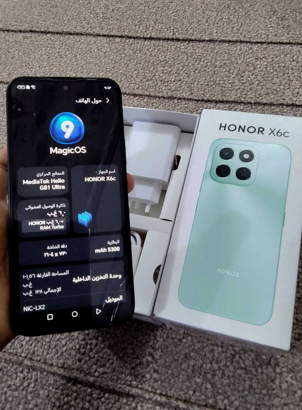 هونر X6C 
HONOR X6c
ذاكرة: 128GB
رام: 6GB
كاميرا: 50MP 
 بطارية: 5300mAh
شحن سريع 35W
سلسة الشاشة 120Hz 
بصمة جانبية سريعة 
السعر 140 التواصل خاص
 او واتساب ***********
