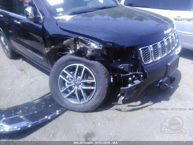 سلام عليكم 
جيب 2019  لمتدد بدون ايرباك
وارد امريكي صور حادثه و سوناره منشوره 
مواصفاته معروفه المتدد
السياره جديده و مابيه نقص
مكان السياره بغداد الحرية او اعظمية
***********
معروضه 235 و بيه مجال بغداد, العراق
