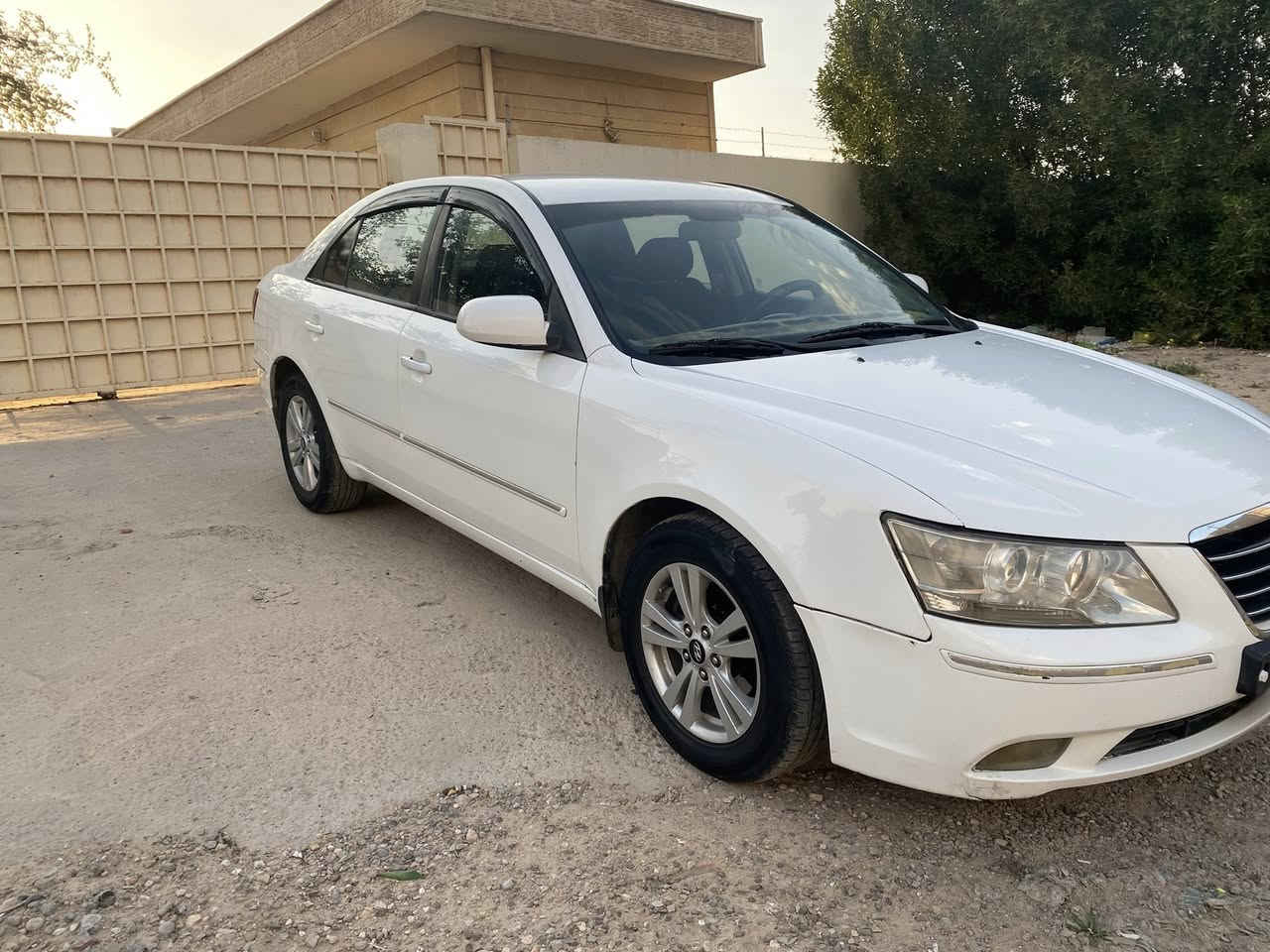 سوناتا 2010 خليجي للبيع محرك 2400 مجفت نضيف وكير وتخم تاير وحداديه جدد كفاله تبريد ثلج شاشه وكامره جدد رقم بغداد السياره صبغ عام بدون ضربه تكسي الامارت بدون معجون بدون ضربه السعر 92 وبيها مجال شراي تواصل وياي فقط واتساب ***********
