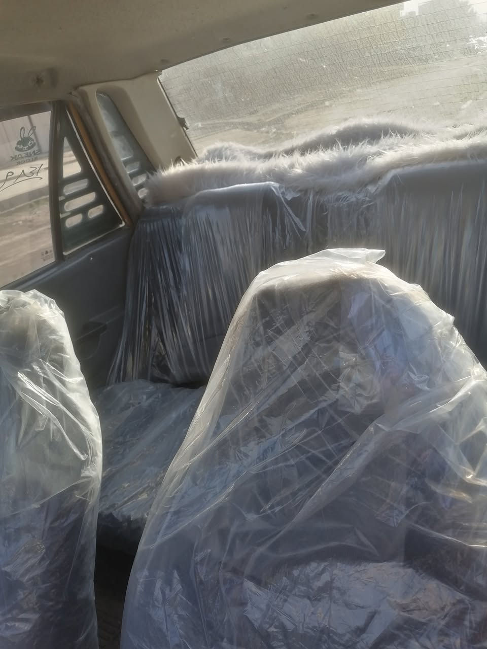 سلام عليكم سايبه للبيع موديل ٢٠١١ شرط الوكاله و التحويل السعر ١٢ ورقه بيه مجال  اتصال الرقم ***********
