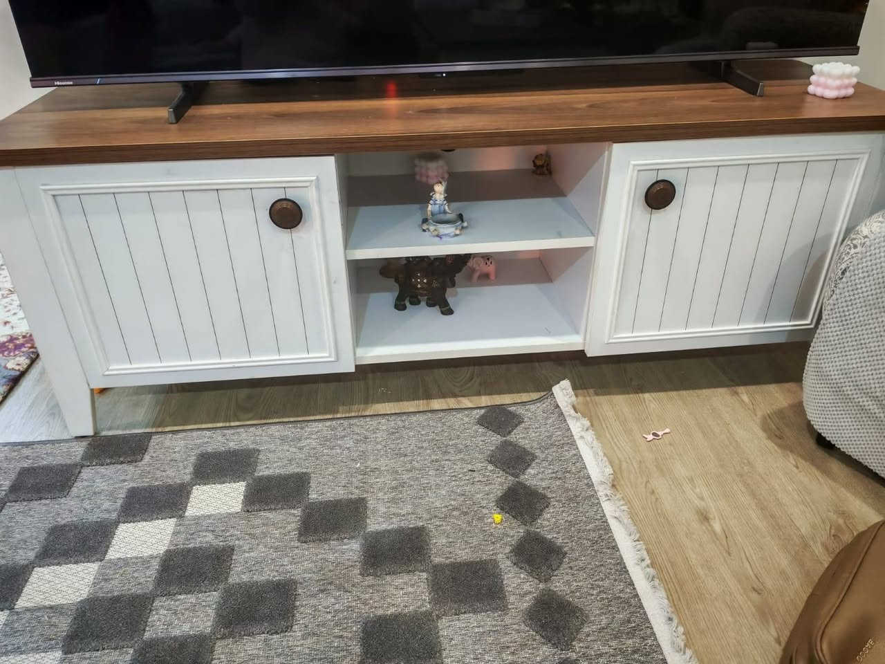 مرحبا اغراض معروضه للبيع في السليمانية سعرهم ٣٠٠ وبي مجال للتواصل واتساب***********
