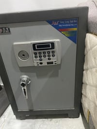 قاصه • جديدة • عيب بسيط