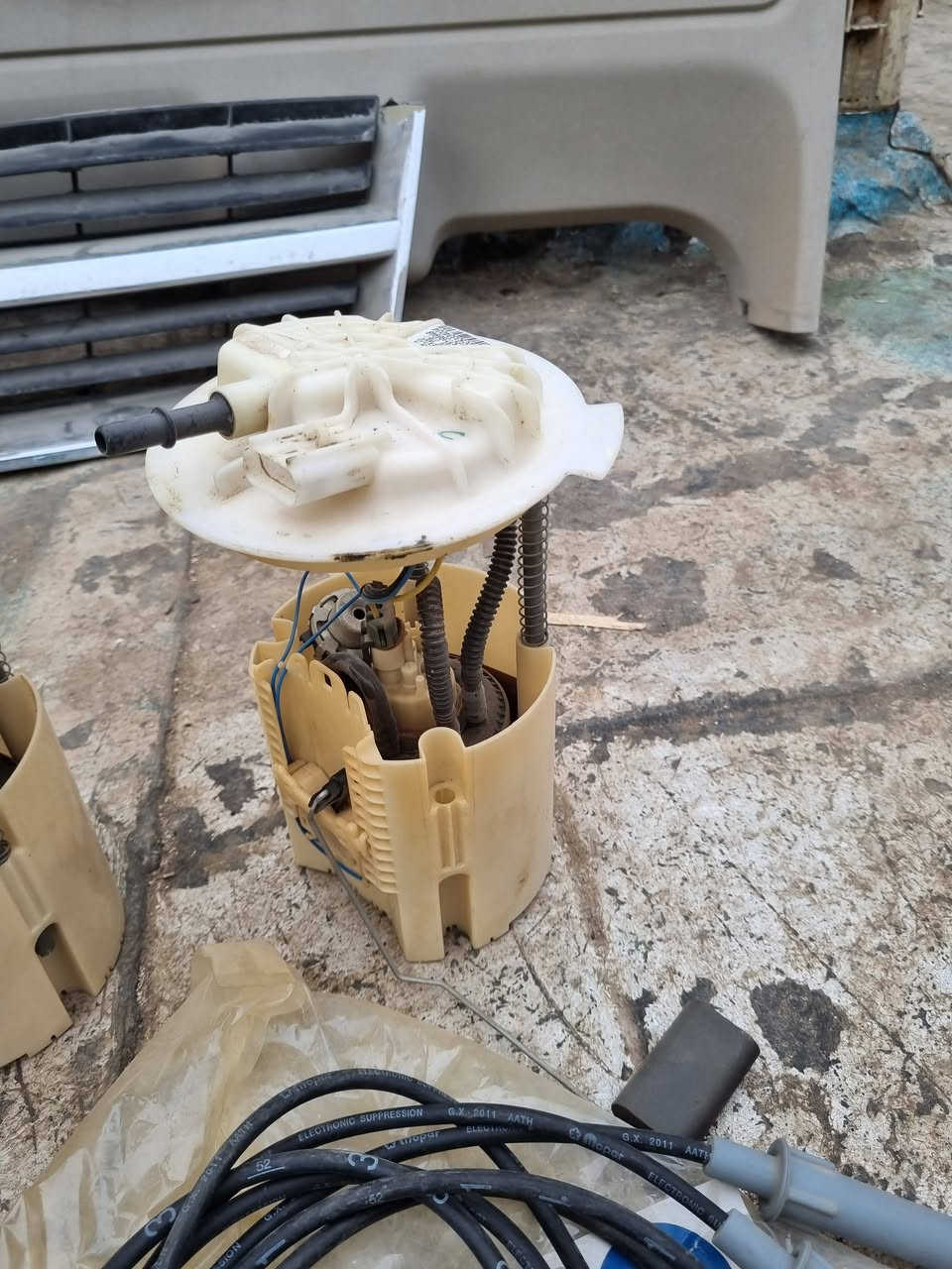 اغراض دوج كرفان موديل ٢٠٠٩ للبيع قيم واخذ. *********** بغداد الوزيرية
