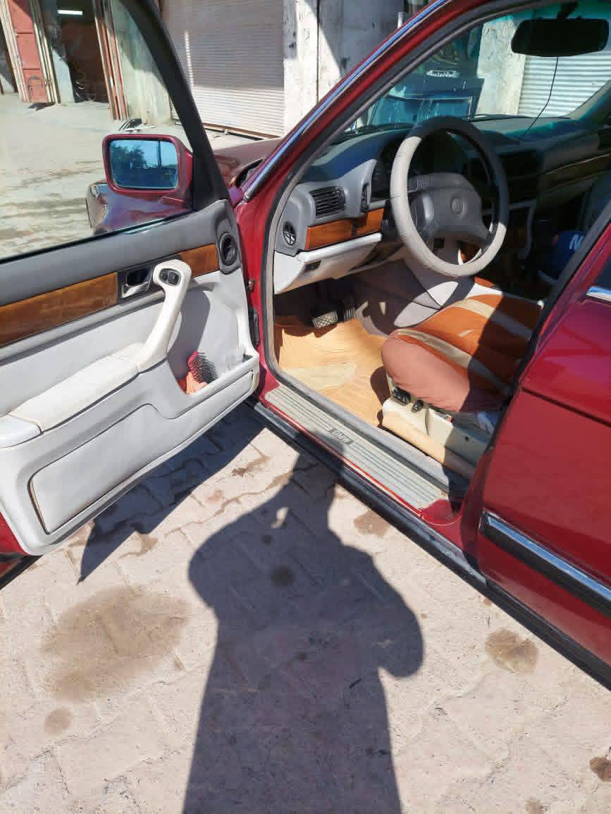 للبيع سياره بي ام موديل ١٩٩١ حجم 735
كير اوتماتيك 
تنتة 
دبل چكمجه  
نفاظه سلايد 
جام اوتو رباعي 
٥ بردات 
داخل رصاصي 
غرفه جلد طبي 
كشنات كهرباء 
صاج ملكي 
ويل خليه 
تخم تاير 
رقم بغداد سنوية باسمي مصبوغه عام للجماليه ترايها زيرو
محرك كير صدر امامي خلفي مكفول سياره نظيفه منفوظه نفظ مكانها الرمادي تواصل واتس اب ***********
سعرها 75ورقه
