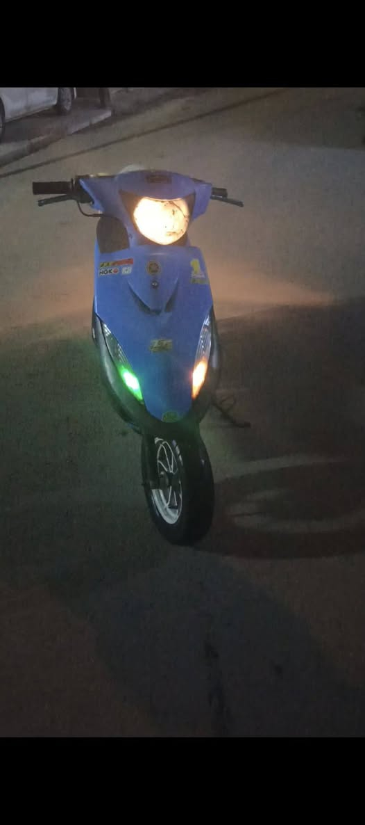 السلام عليكم شباب ماكس عدله للبيع مستعجل عل بيعتها نظافه واحد عل واحد تجي تشوفها بعينك مابيها اي نقص دراجة خير من الله مكاني بغداد البياع للتواصل عل هذا رقم ***********
