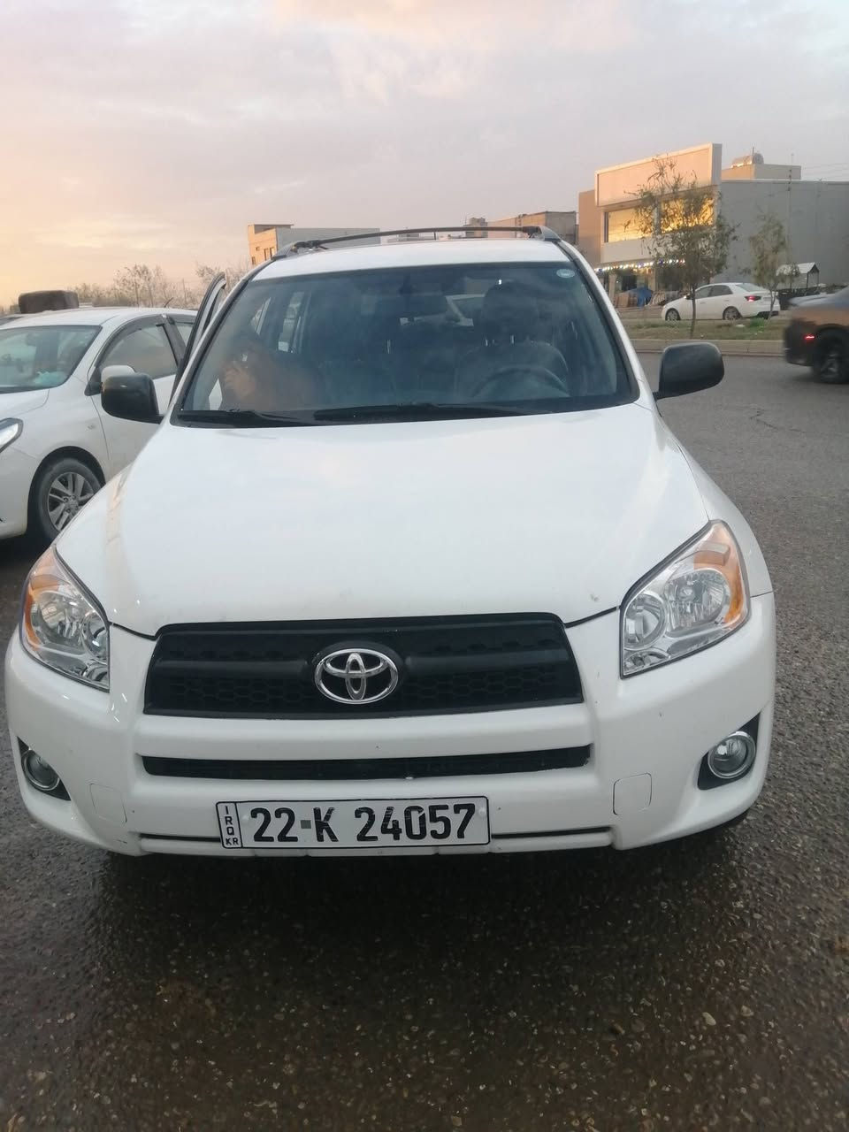 السلام عليكم سياره راف فور موديل ٢٠١١ رقم اربيل سنوية وهزه جديد بأسمي محرك 4 سلندر مفتوح شرط لاصرف ولا بخار السيارة ايبر واحد بيها مكانات تعديل بارد؟ وبيها تكحيل مكانات سعر البيع 125$وبيهامجال للمشتري؟ صلاح الدين العلم ه ***********وه ***********
