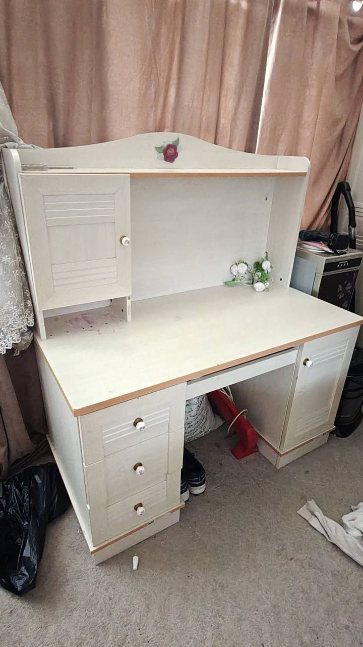 اغراض للبيع العنوان زركته تازه الاستفسار *********** بي واتساب أو مراسله الصفحه
