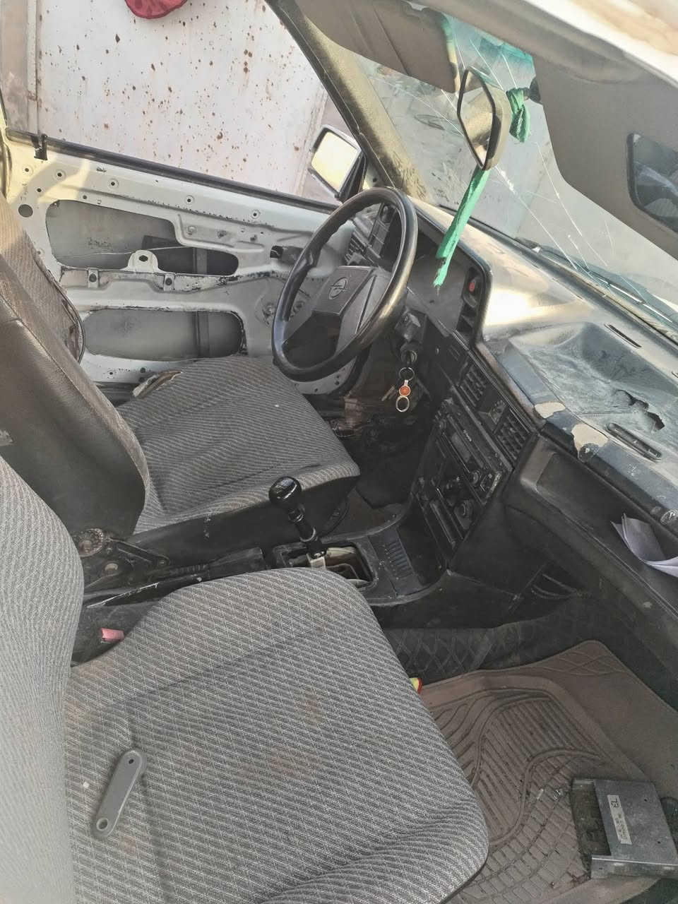 للبيع كلها شرط السعر 14ورقه وبيها مجال ***********
