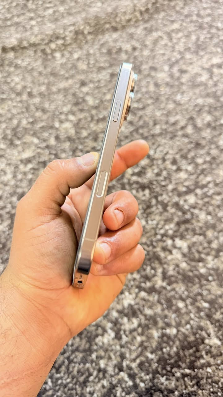 السلام عليكم ١٦ برو ماكس نضافه ١٠٠ الباتري ١٠٠ دورات شحن ١٨٠ دوره غراض كامل سعر ١٤٢٥ رقمي ***********
