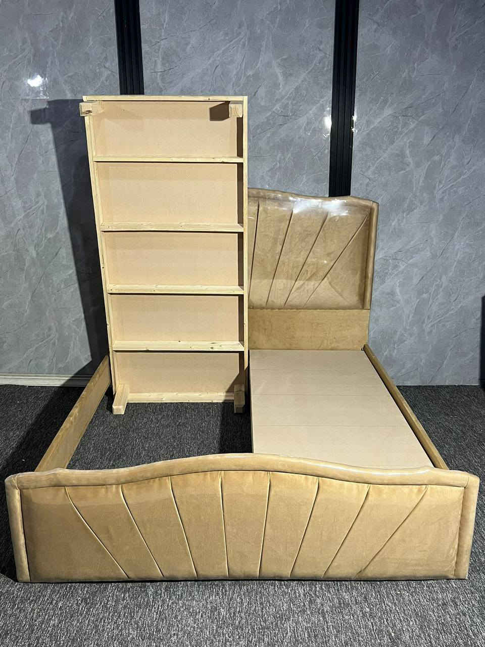 #ســرير_نفرين_موديل_تركي دوشمة شغل ثكيل درجة اولى  مو تقليد خشب بلوك اسود 💯ضمان 5سنوات 💯
كل الالوان نشتغلهة حسب طلب الزبون ☑️
🍃نفرين 
قياس 200x180 سم 

الــسعر 270 الف 

🍃نفر ونص 
قياس 120x200 سم 

الســعر 175 الف 

🍃نفر 
قياس 90x190 سم 
الــسعر 150 الف 

توصيل بغداد 5 اطراف 10 المحافظات 25 الف عدا الشمال


**إذا كنت صاحب هذا الإعلان وتريد حذفه لأي سبب، رجاءا أرسل رسالة إلى الدعم الفني**