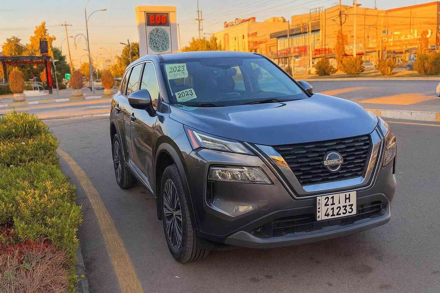 نيسان روج 2023 محرك 3 سلندر 1500 توربو مواصفات SV : بصمه وتشغيل عن بعد وشاشه وكامره

و رادار امامي وخلفي وبالمري و حساسات خلفيه

ماشية 53،000 الف فقط 

السياره مثل كلين تايتل 

فقط تعديل بارد نص إصبع بحافة الصندوق

بدون صبغ بدون تبديل قطع 

كير و محرك و حجر و رادارات وكهربائيات بشرط

سيارة ترقيم جديد سليمانيه 

مكان سيارة كركوك

السياره ماشاءالله كلش جديده  

سعر : 175

للاستفسار *********** كركوك, العراق
