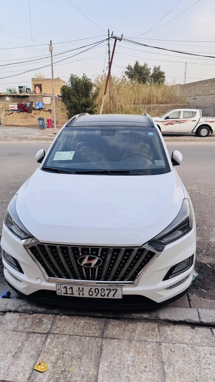 السلام عليكم توسان 2020 مكفوله كفاله عامه سياره جديده بالباكيت بيها مكان واحد بارد فول 1/1 
مكانها بغداد البلديات ***********
