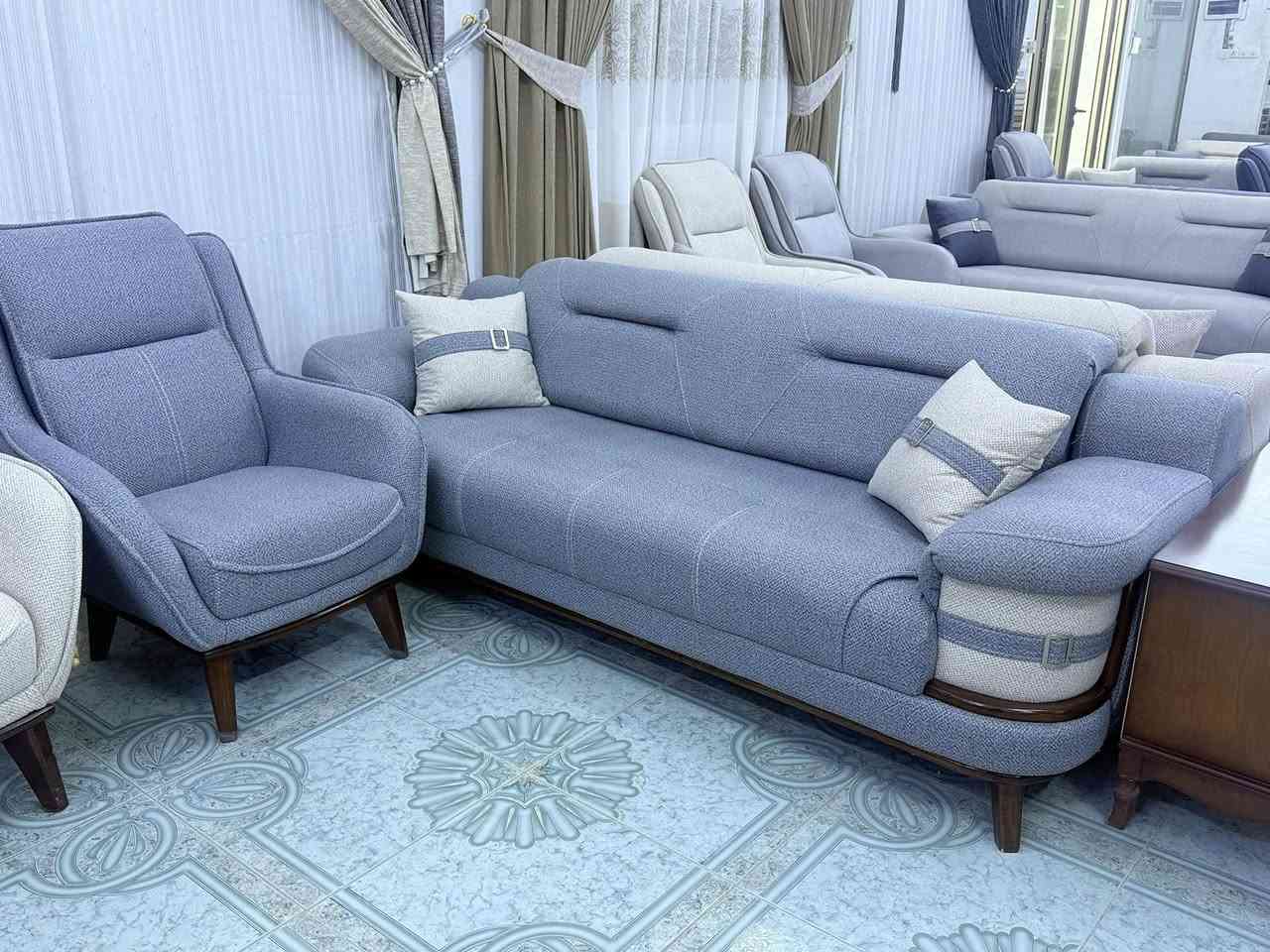 تخم مودرن تركي 
10 مقاعد 
نظام سرير 

🏠 العنوان 🏠
هيت- شارع الچري مقابل فرع باب الحاره

للحجز والاستفسار مراسلة الصفحة او الاتصال على الرقم. ☎️📞
***********
