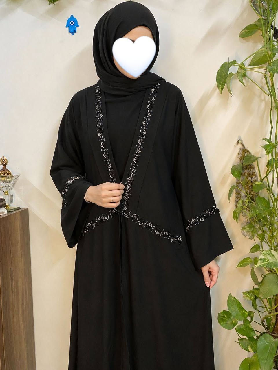 مساء الخير حبايب 🌷
وصلت وجبة عباية خليجي 🖤
خامة ونزاكة وراقيات 😍 
الحجز ع خاص📩
 هاي جزء من البضاعة ✅️
@الجميع


**إذا كنت صاحب هذا الإعلان وتريد حذفه لأي سبب، رجاءا أرسل رسالة إلى الدعم الفني**